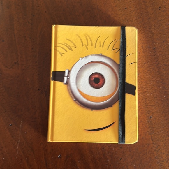 Minions Despicable Me 2 Universal Book Minions yellow Book journal Write diary - Picture 2 of 10
